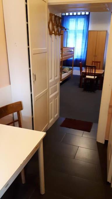 Simple Apartment 10 Minutes To Downtown Wien Eksteriør bilde